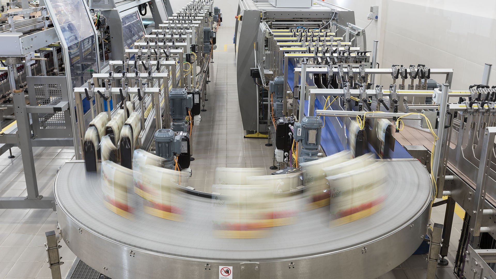 تولید کارمزدی-min